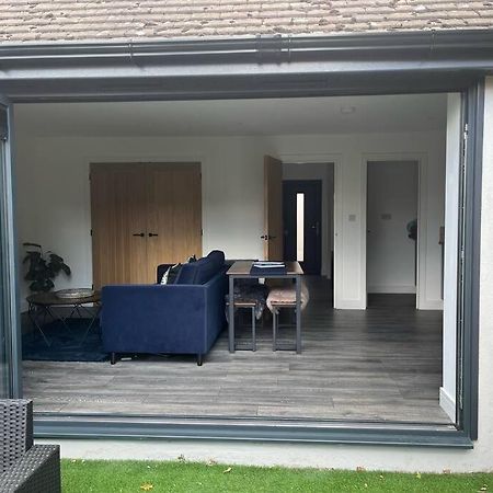 The Hideaway With Own Private Sunny Garden Apartment บอร์นมัธ ภายนอก รูปภาพ