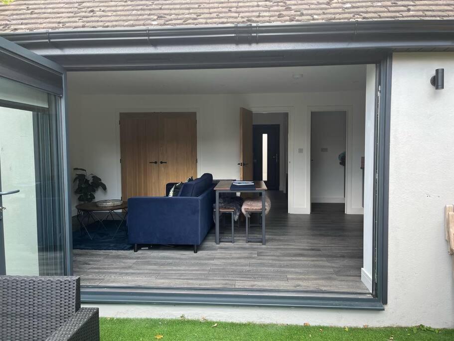 The Hideaway With Own Private Sunny Garden Apartment บอร์นมัธ ภายนอก รูปภาพ